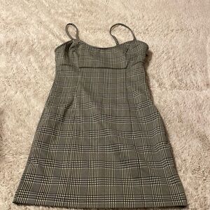 Forever 21 checkered dress never worn